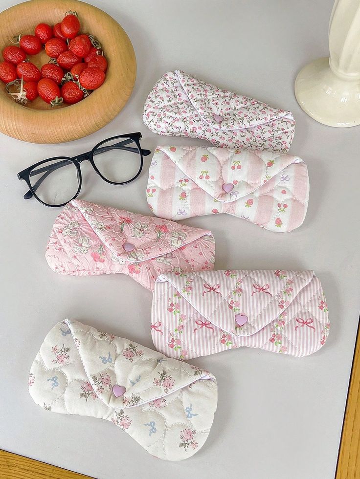 Soft Fabric Eyeglass Pouch