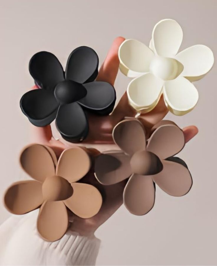 Matte Hair Claw Clip (Premium Finish)