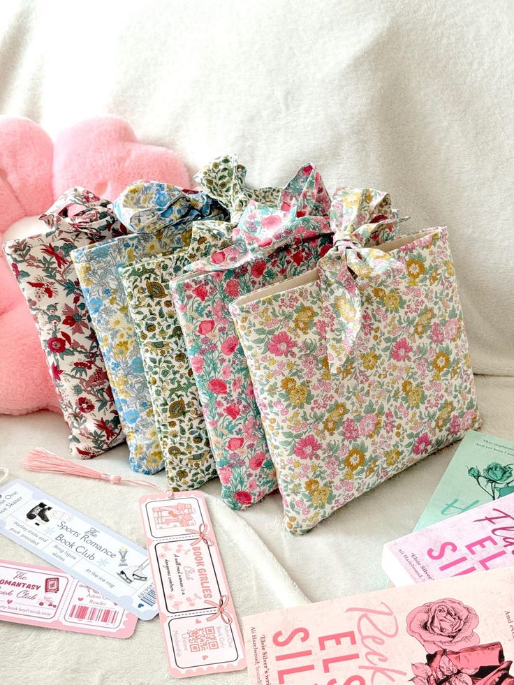 Bow Book Sleeve